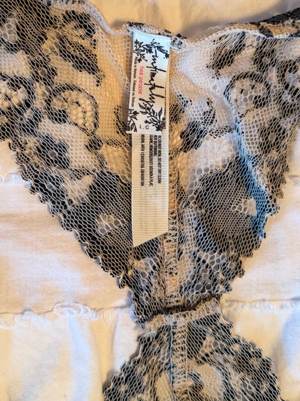 Free People Intimately Ivory Sheer Lace Racerback Bralette - Size L - Picture 4 of 6